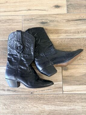Laredo Women’s Cowboy Leather Boots Black - cowgirl boots